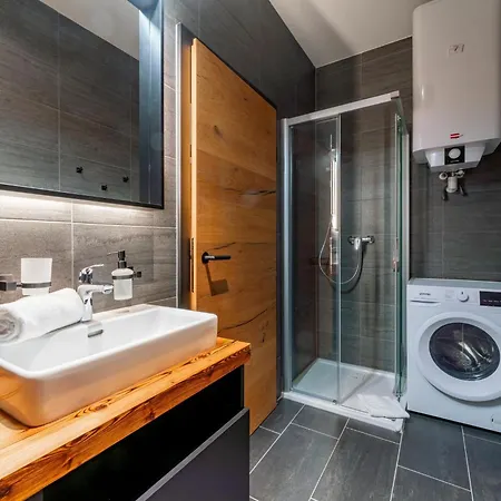 Zirbenlodge B01 * Sonnenalpe Nassfeld