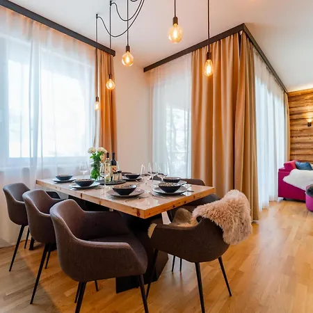 Zirbenlodge Sonnenalpe Nassfeld Daire Hermagor-Pressegger See